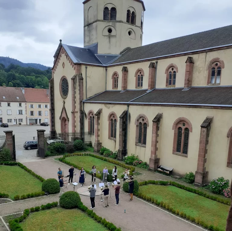 LE DODECABONE RESIDENCE A L ABBAYE DE SENONES 1 David Hurpeau 768x766
