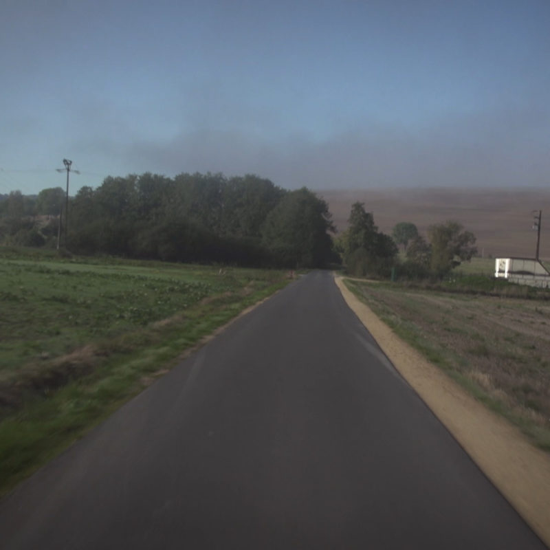 CAPTURE FILM NON ESSENTIEL PAYSAGE ROUTE MATIN CAPTURE FILM NON ESSENTIEL PAYSAGE ROUTE MATIN